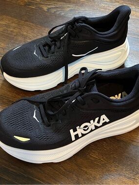 Hoka One One Bondi size 9 wide Running Sneakers